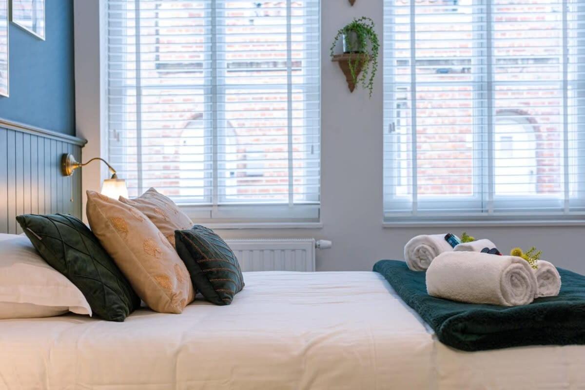 Huswell - Stylish Studio In The Heart Of Bruges Esterno foto